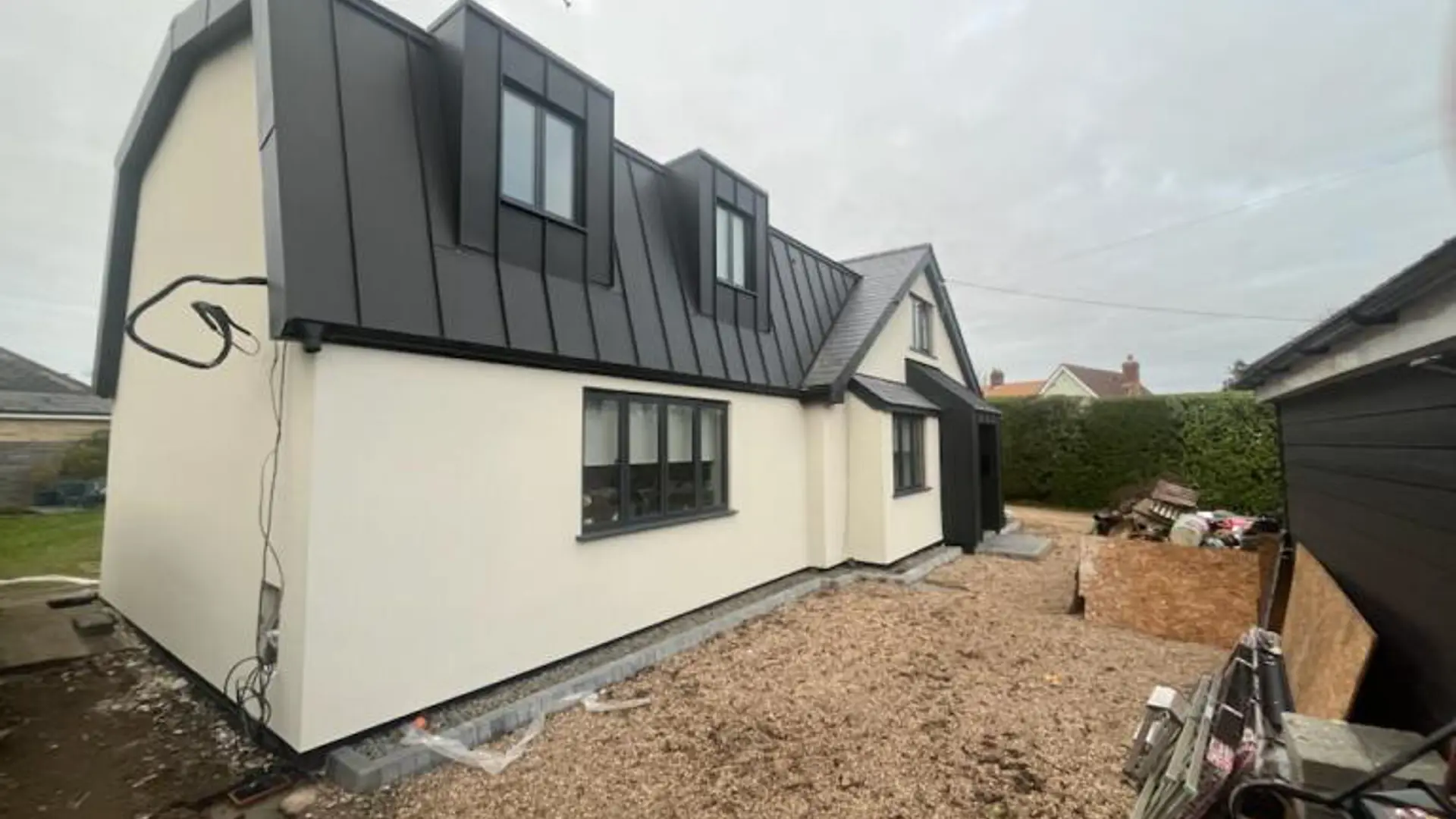 EWI And Silicone Render In Eight Ash Green1