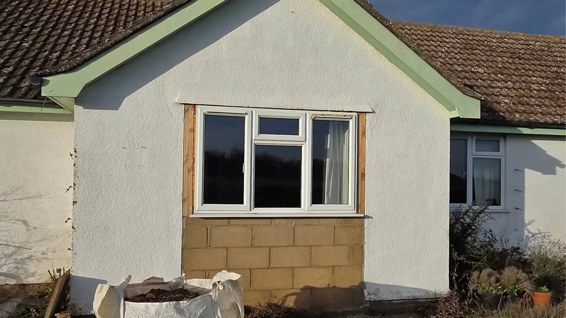 Saxtead Insulation and Render 1
